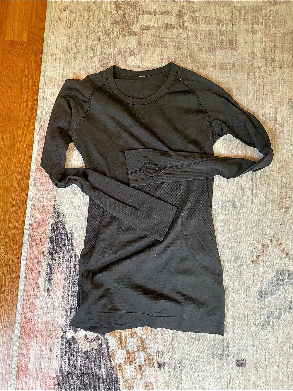 Lululemon Swiftly Tech Long Sleeve 2.0 Black Shirt